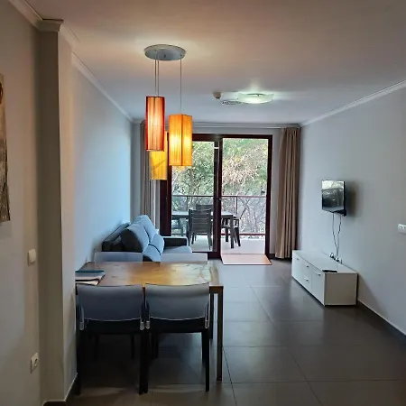 El Faro Aparthotel