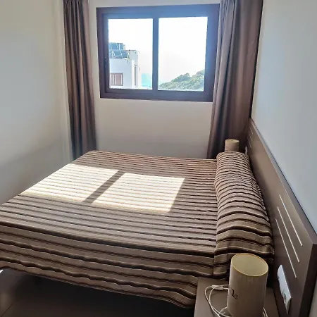 El Faro Aparthotel