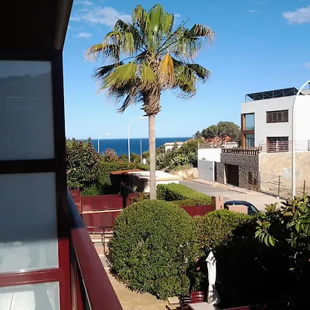 El Faro Aparthotel