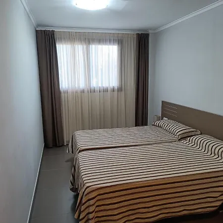 Apartahotel El Faro Cullera