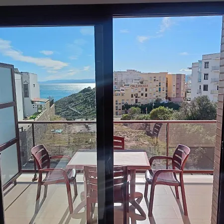 Apartahotel El Faro