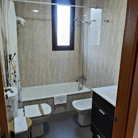 El Faro Aparthotel 3*